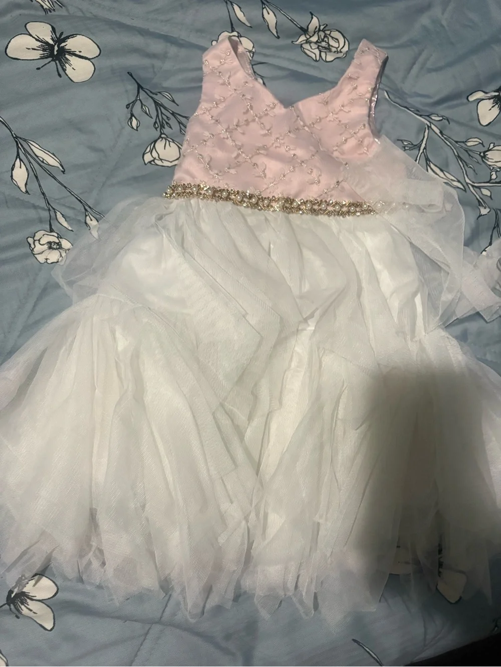 The Unbranded Brand delicate pink